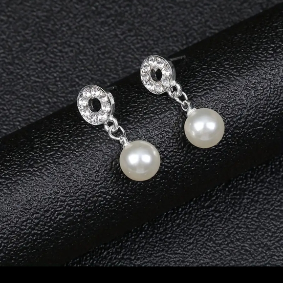 Necklace set - Picture 3 of 5